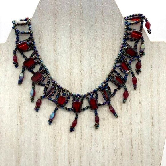 Renaissance Beaded Choker 13" Necklace Iridescent Seed Beads Red Rectangle - Picture 1 of 7